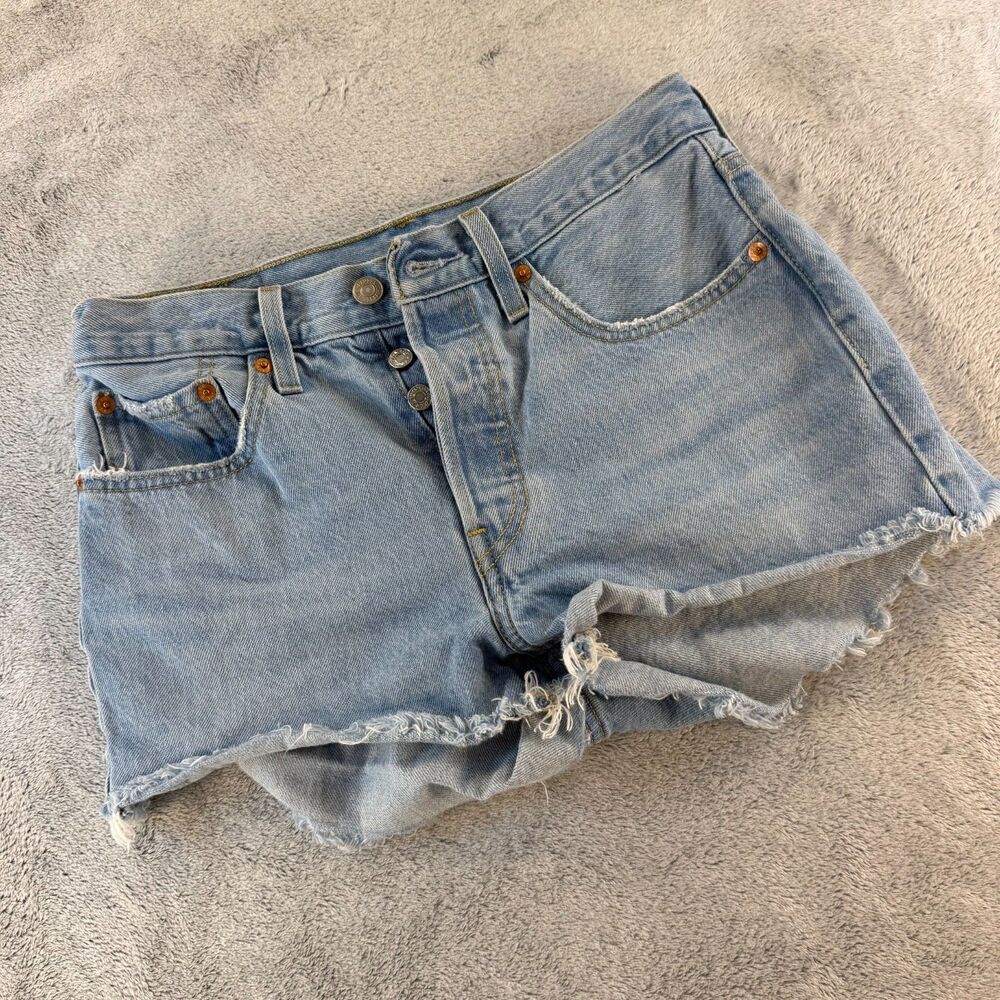 Levi's 501 Denim Shorts Womens W26 Light Wash Button Fly Cut Off